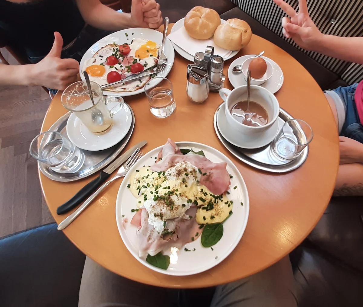 Eggs Benedict