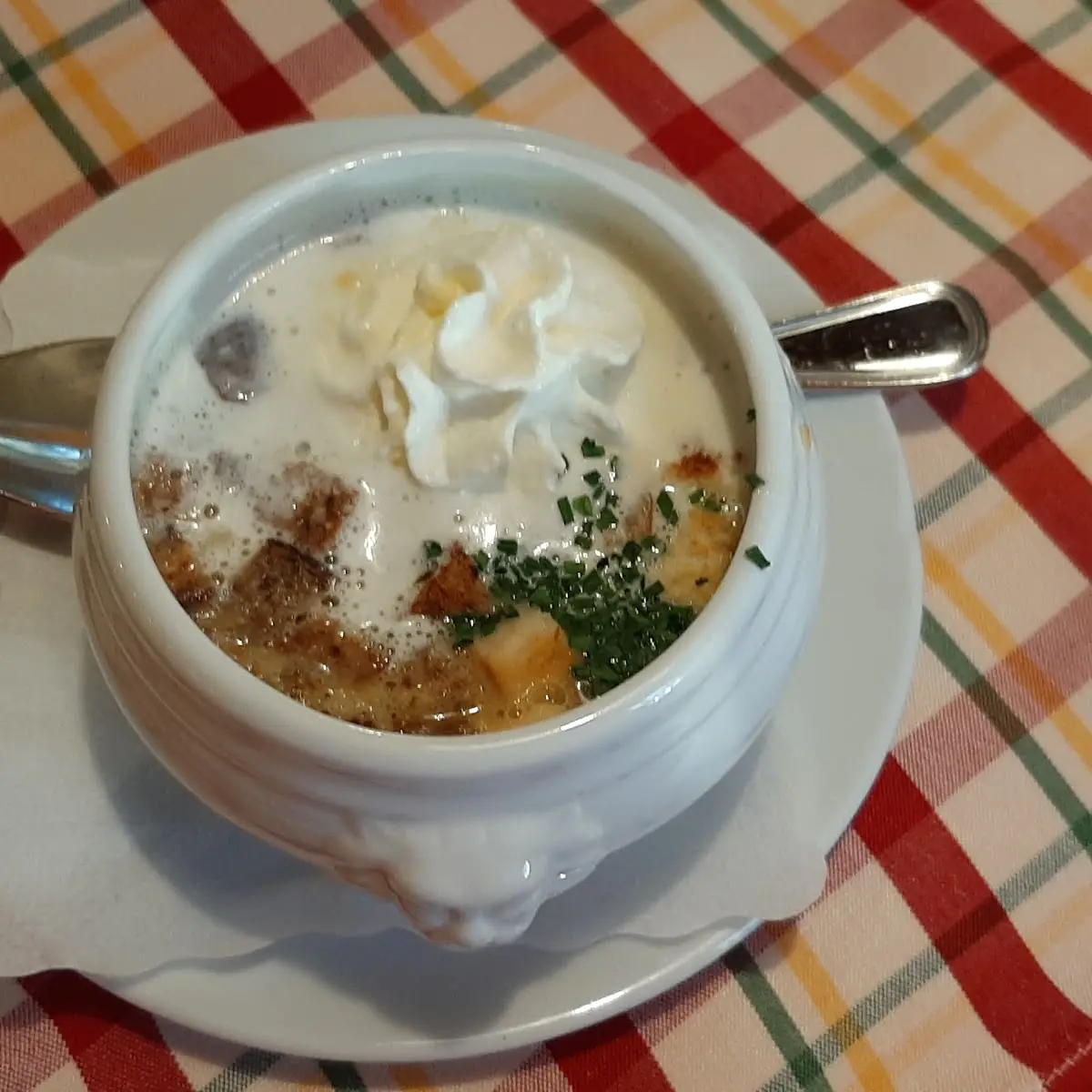 Knoblauchcremesuppe
