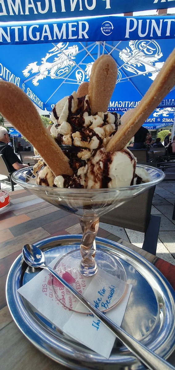 Tiramisu Becher