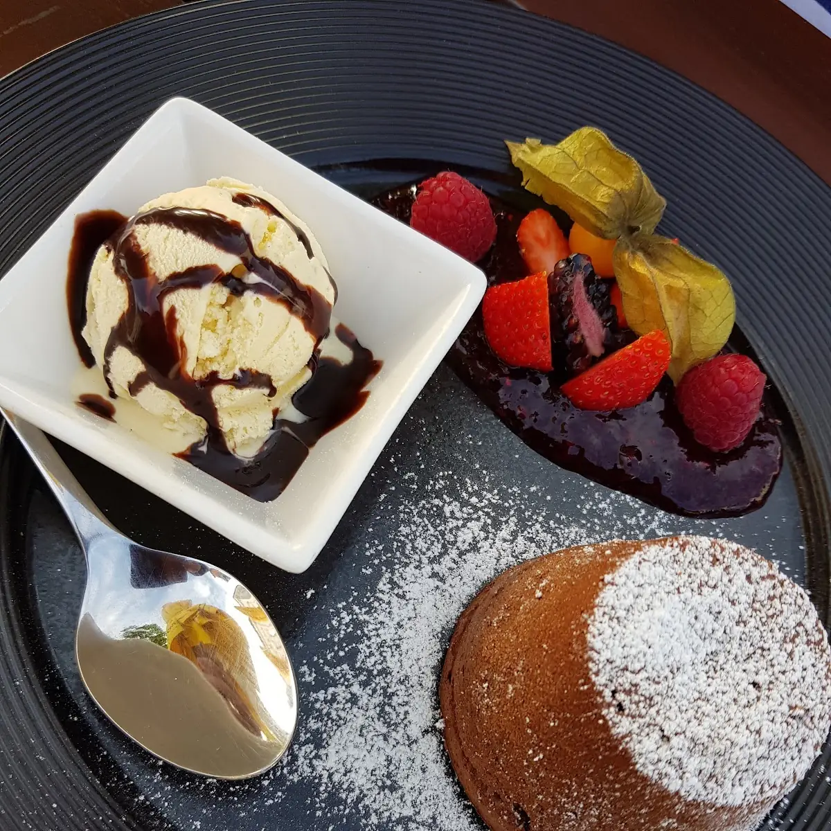 Schokokuchen Mit Flüssigem Kern