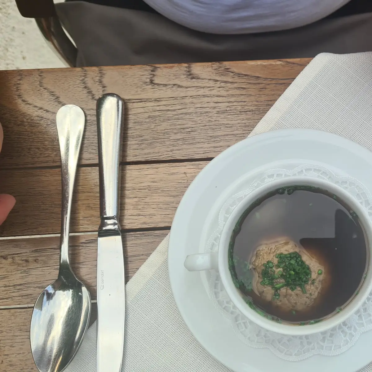 Rinderbrühe Mit Leberknödel