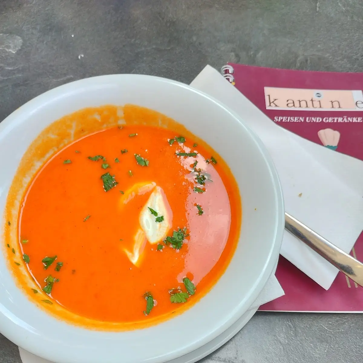 Paprika Creme Suppe