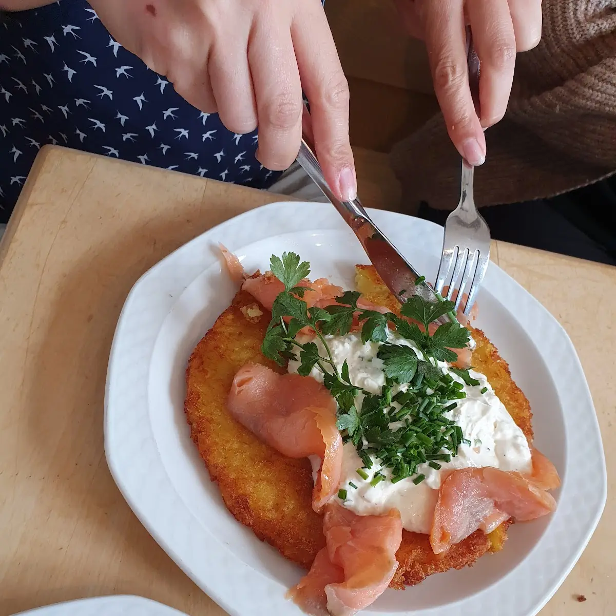 Lachs Auf Rösti