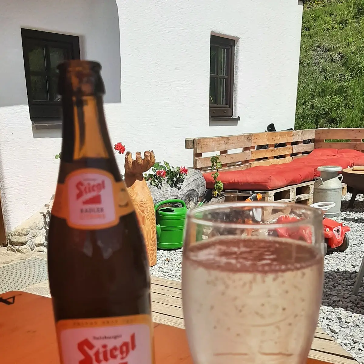 Stiegl Und Gespritzter Holler