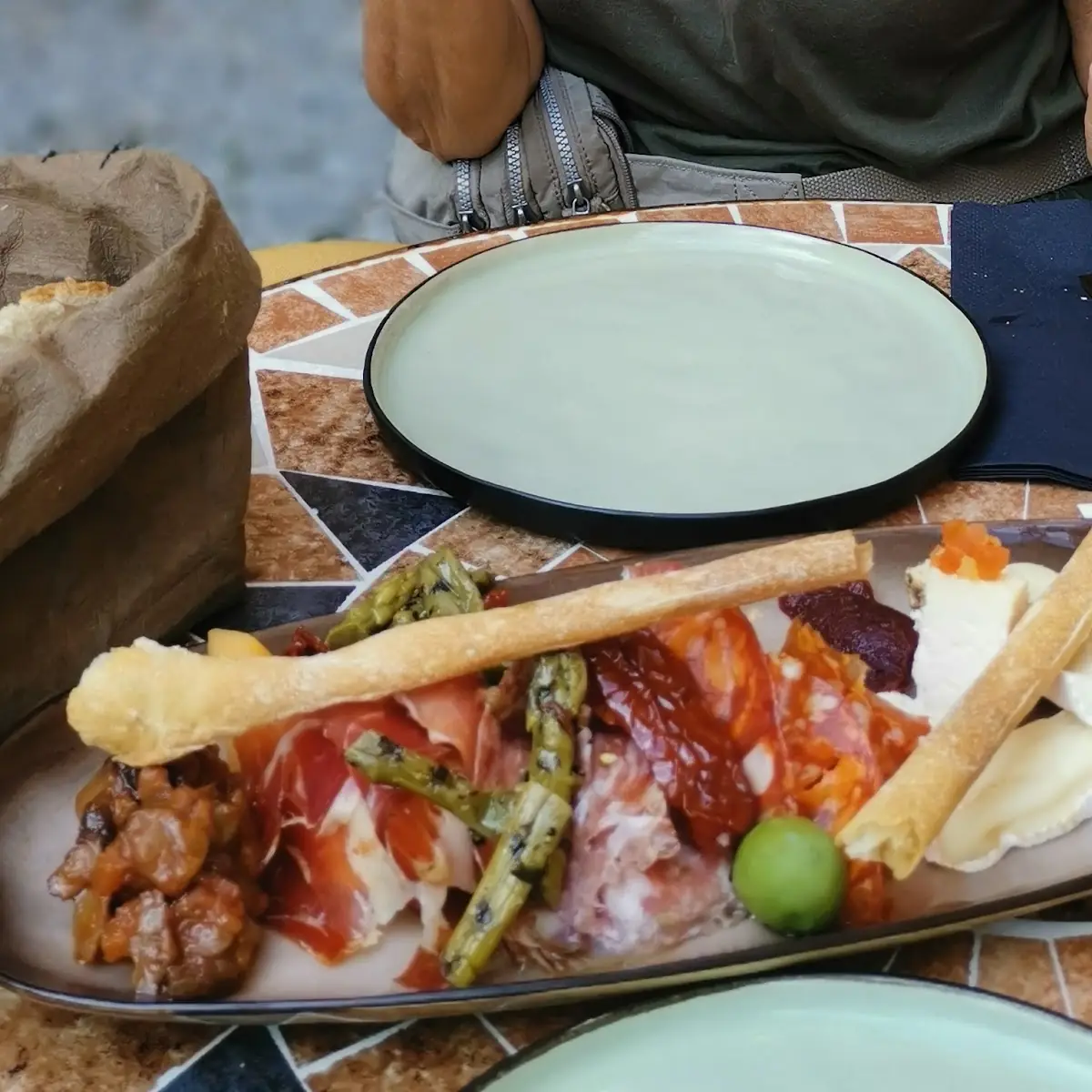 Antipasti Á La GK