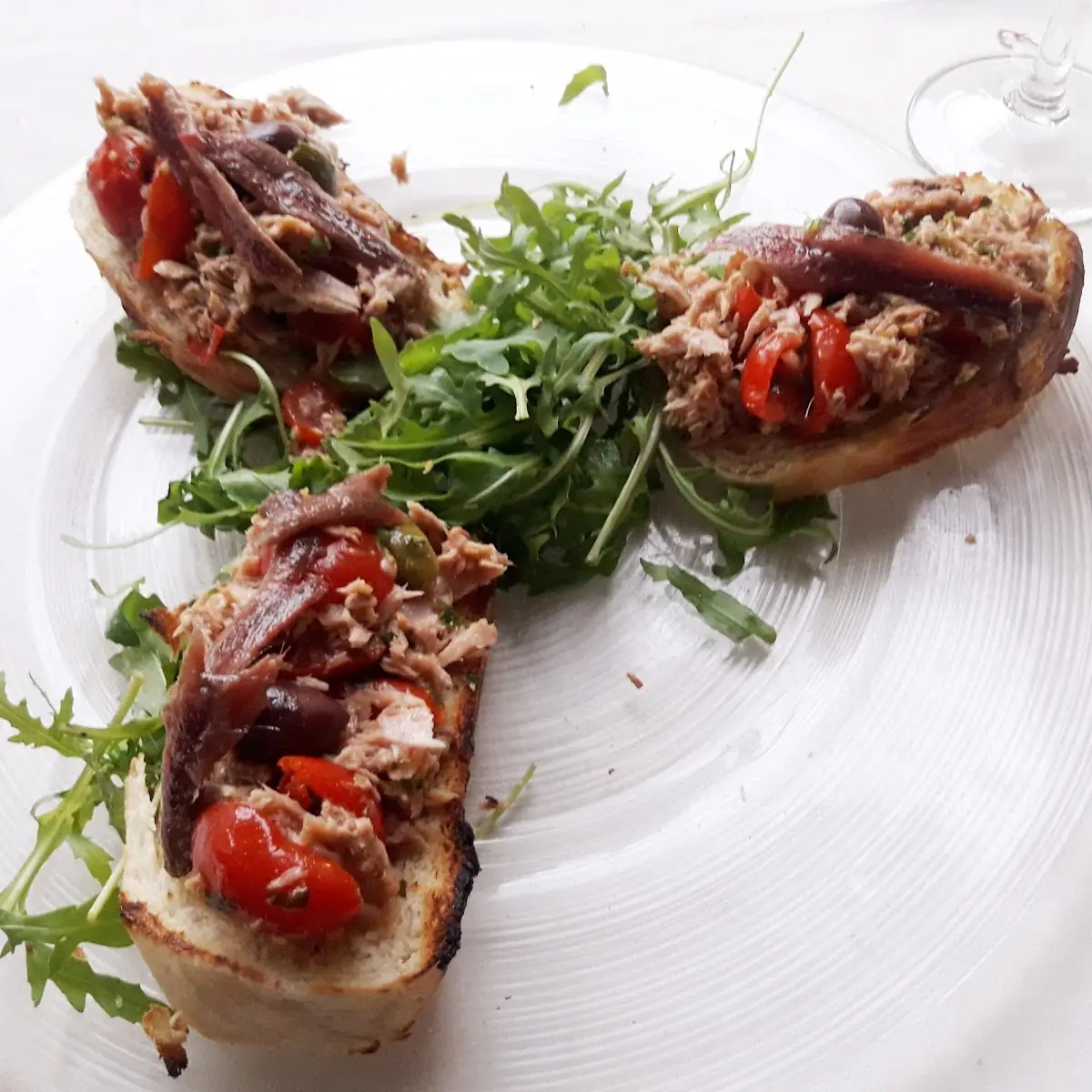 Bruschetta Thunfisch
