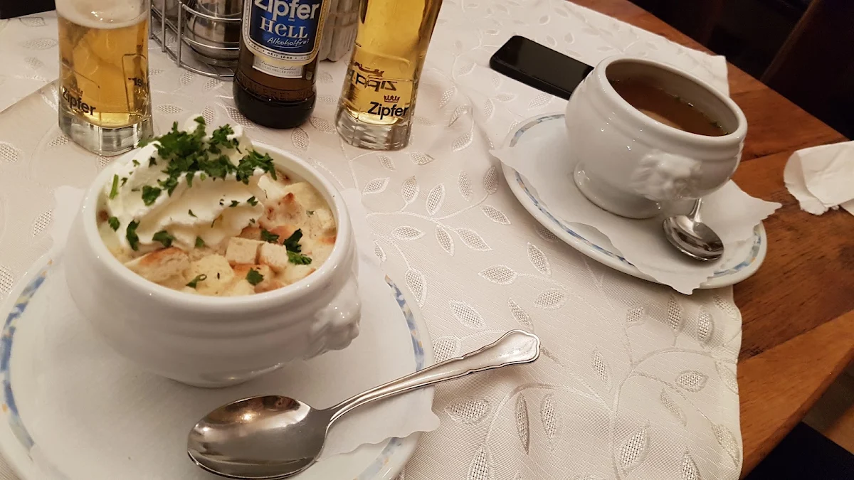 Bergkäsesuppe