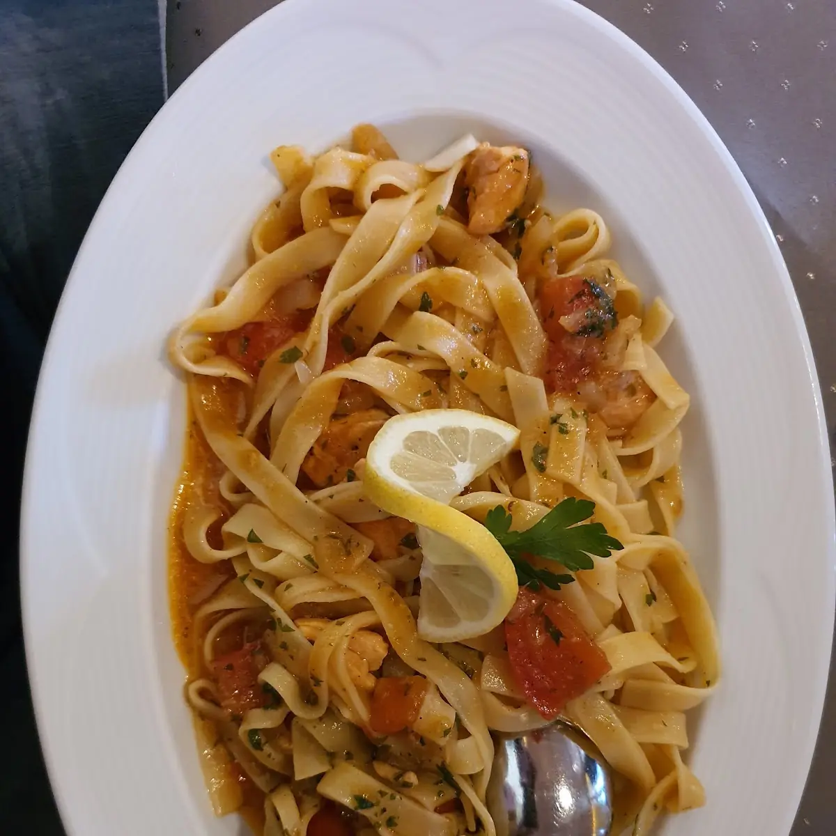 Tagliatelle Al Salmone