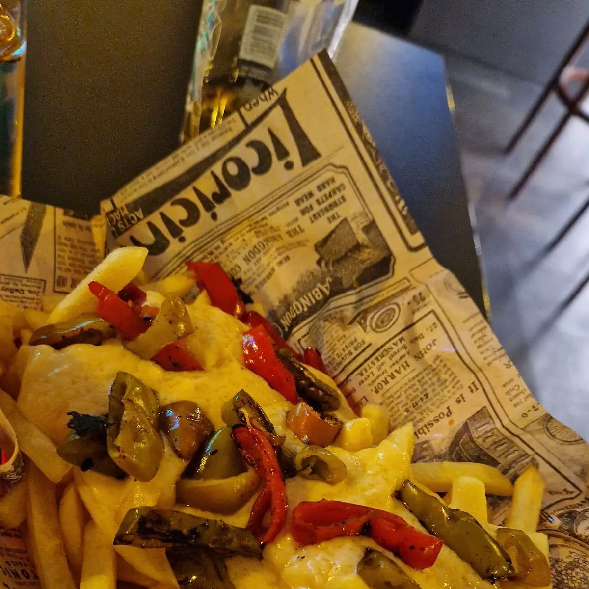 Chili-cheese Fries Auf Wunsch
