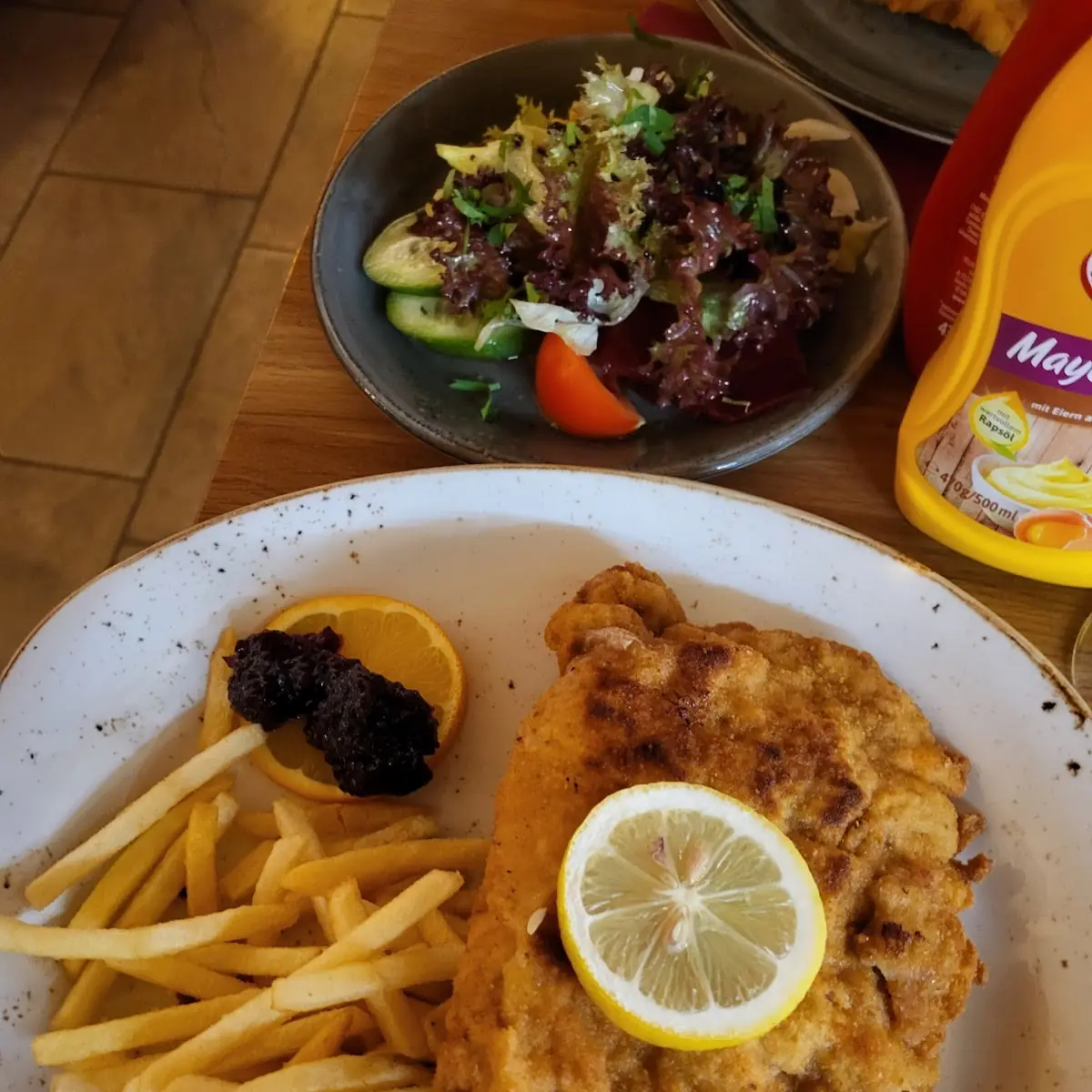 Schnitzel Mit Pommes