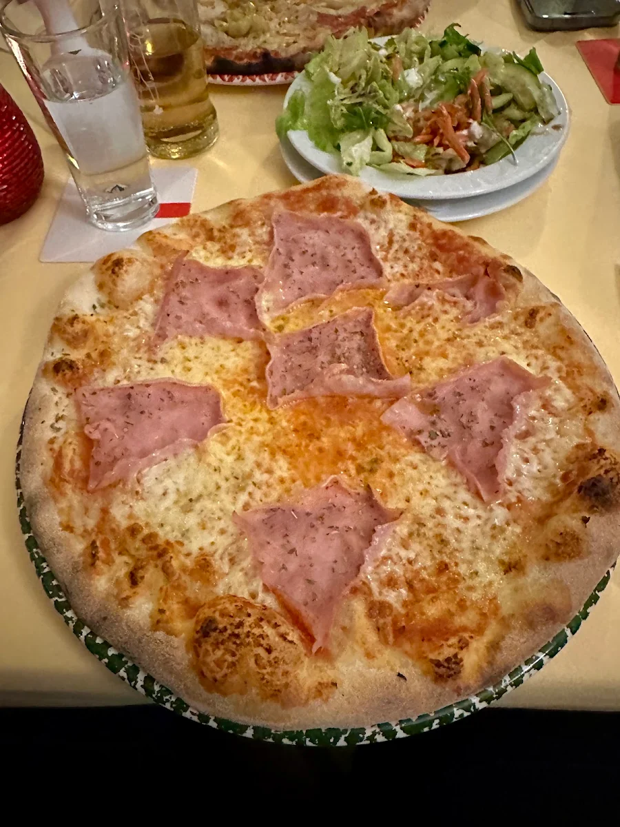 Pizza Schinken