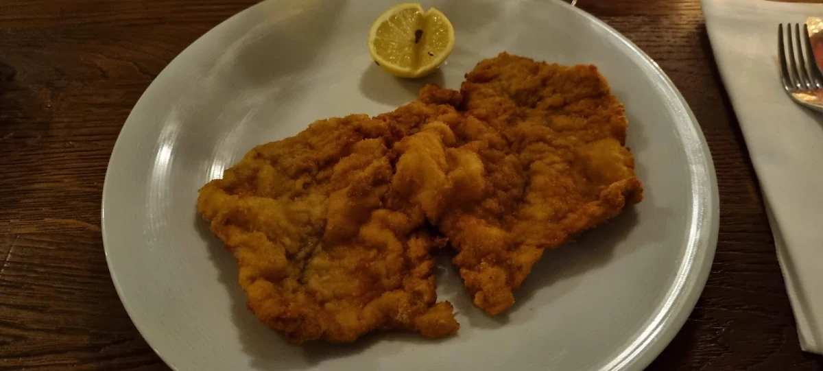 Wiener Schnitzel Borjú Bécsiszelet Burgonyasalátával