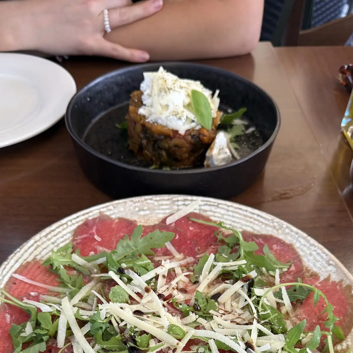 Carpaccio Mit Ruccola Vom Rind