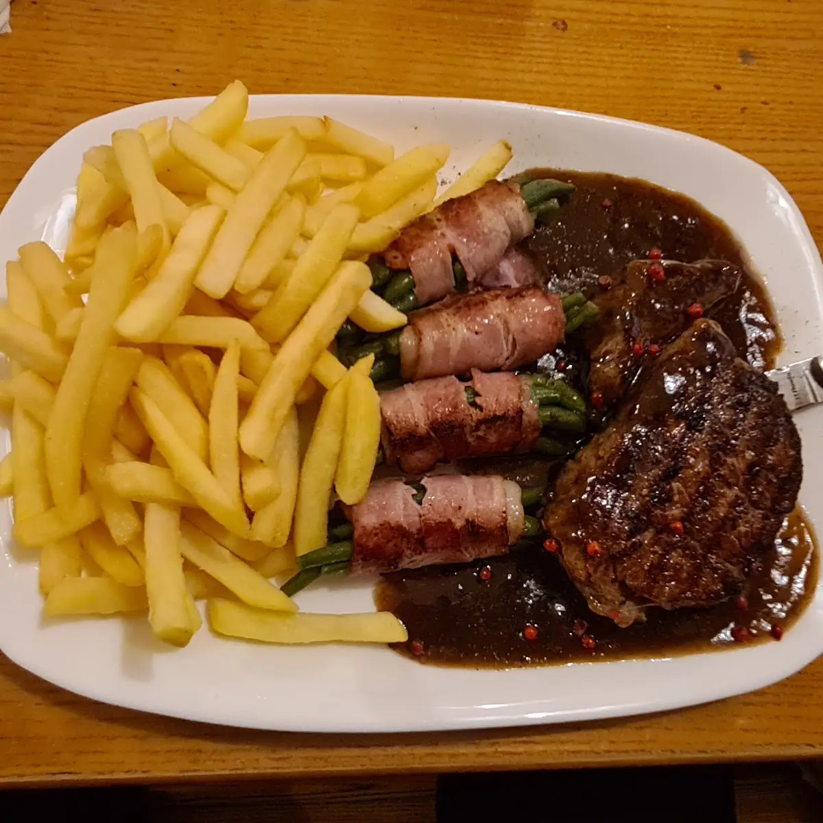 Steak Mit Pfeffersauce