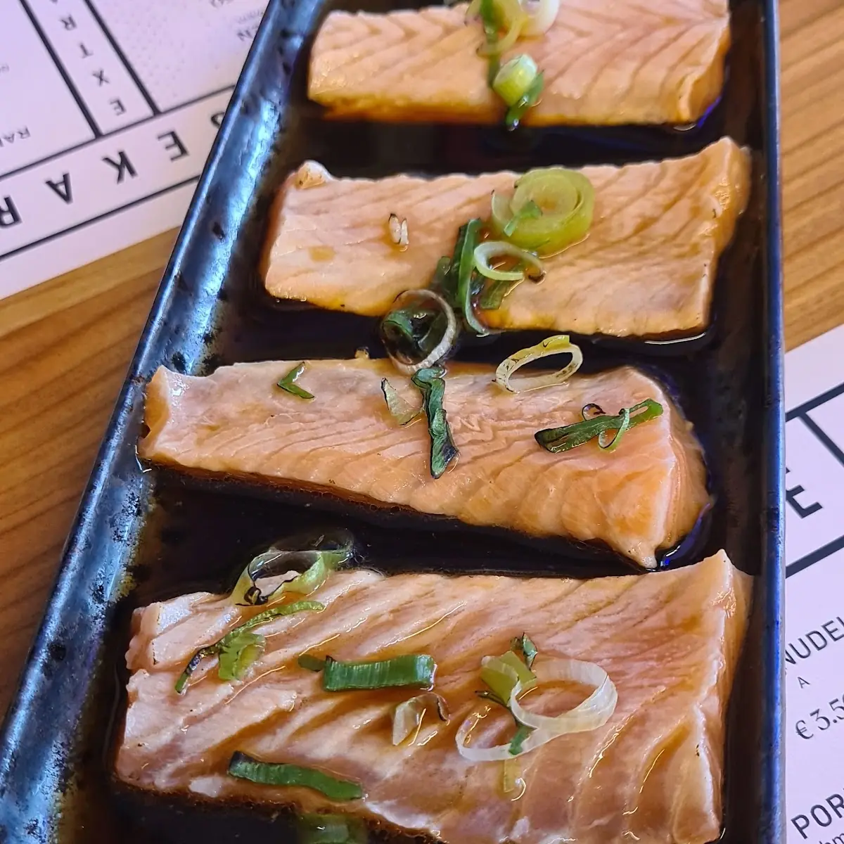 Lachs Sashimi