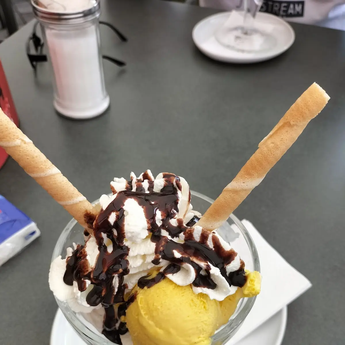 Gemischtes Eis