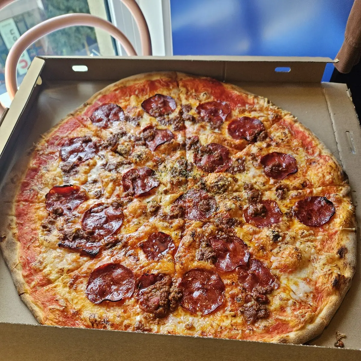 Piccante Pizzas In Large