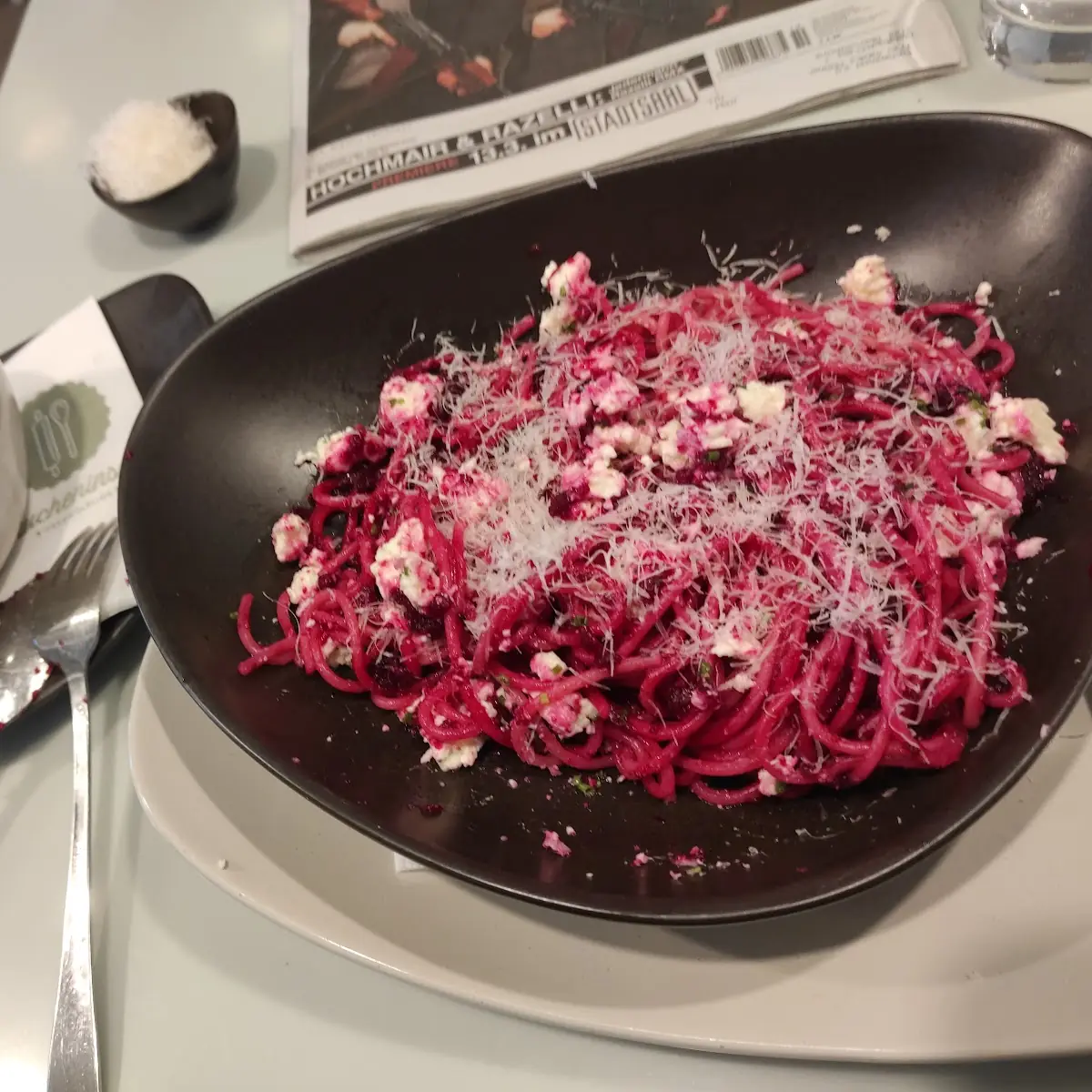 Pasta Pink Rote-rüben-pesto