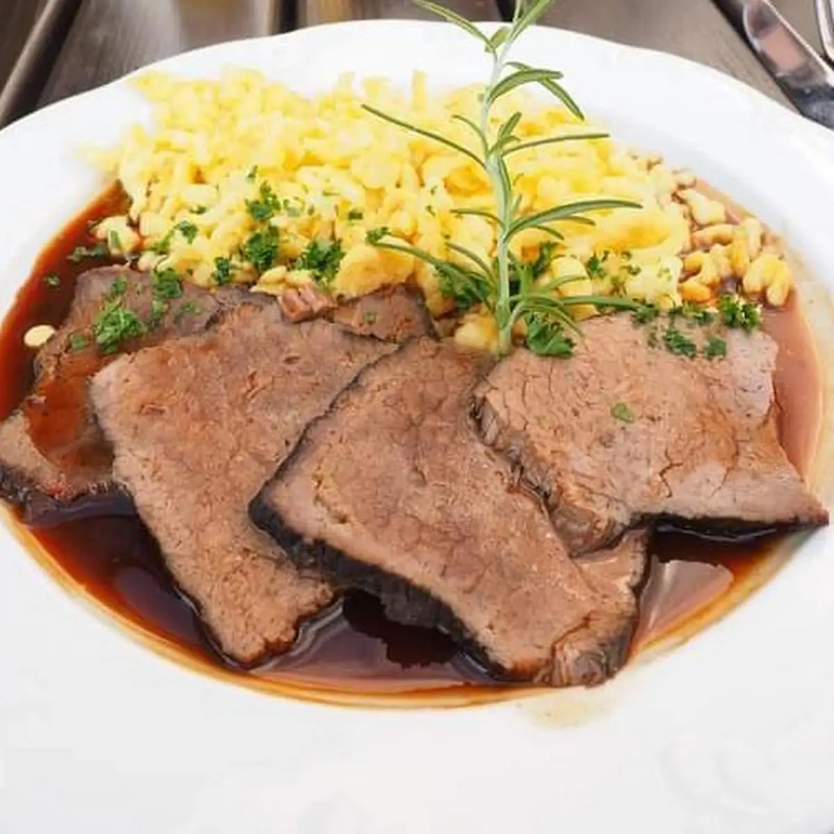 Arrosto E Spatzle