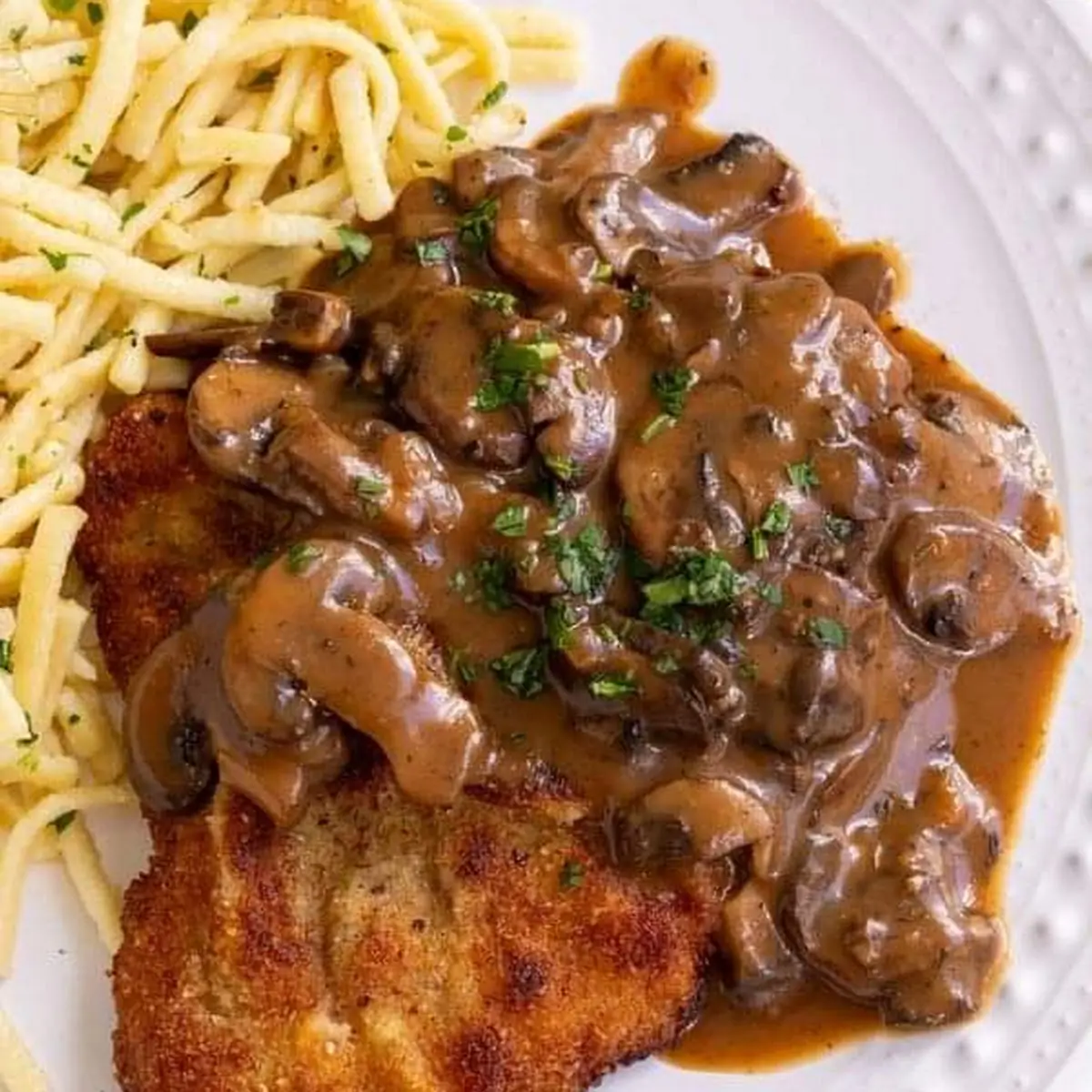 Funghi E Patatine Fritte