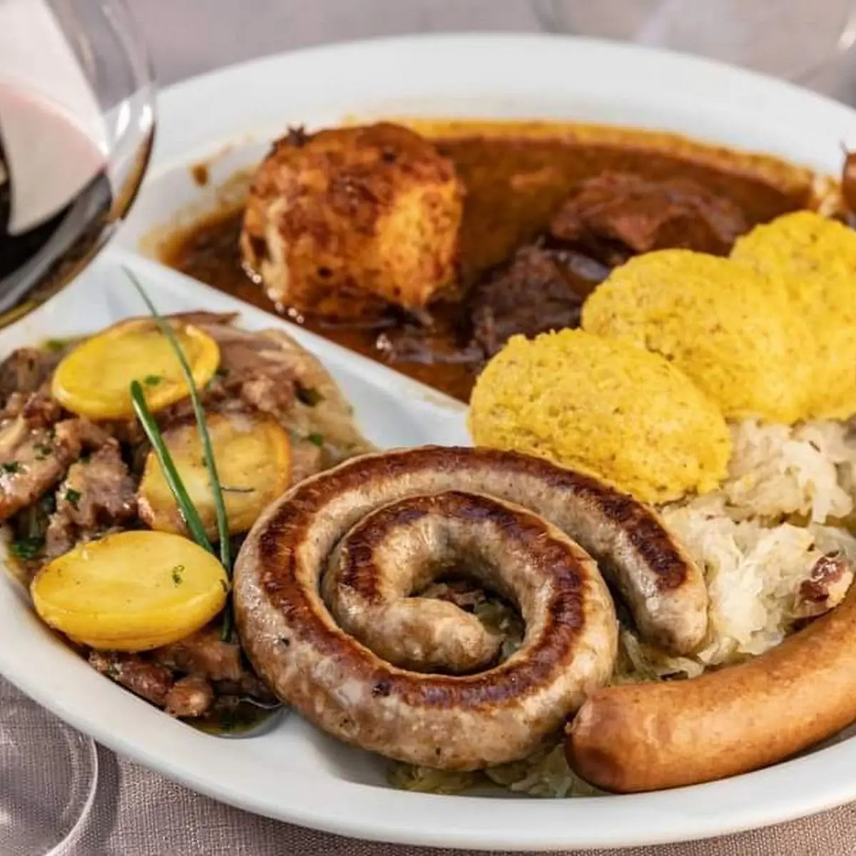 Wurstel Funghi E Polenta