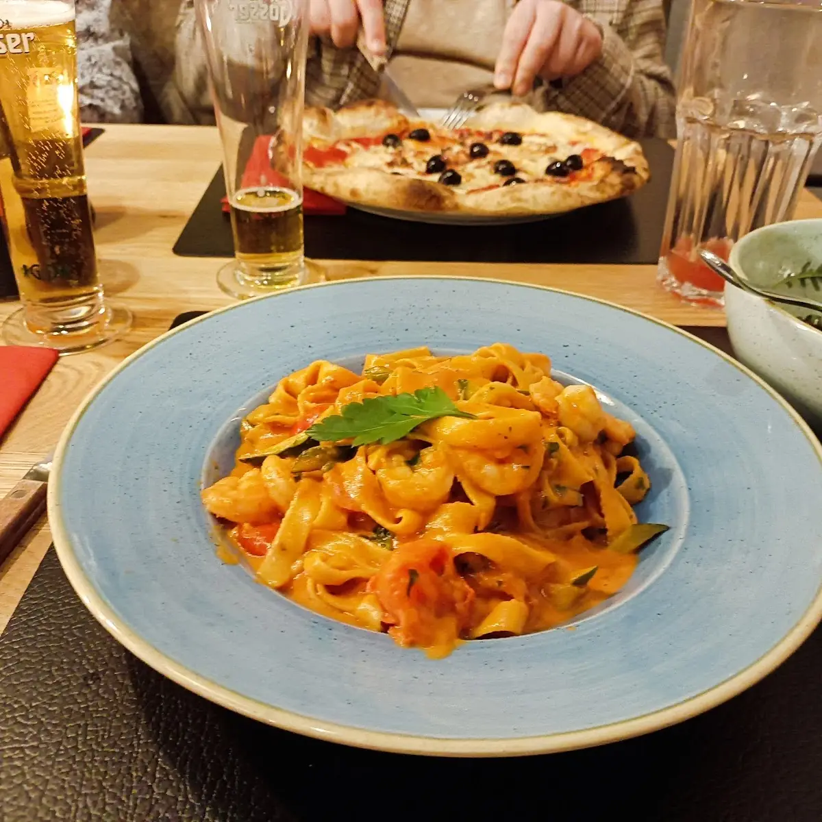 Tragattele Mit Tomatensauce Und Shrimps