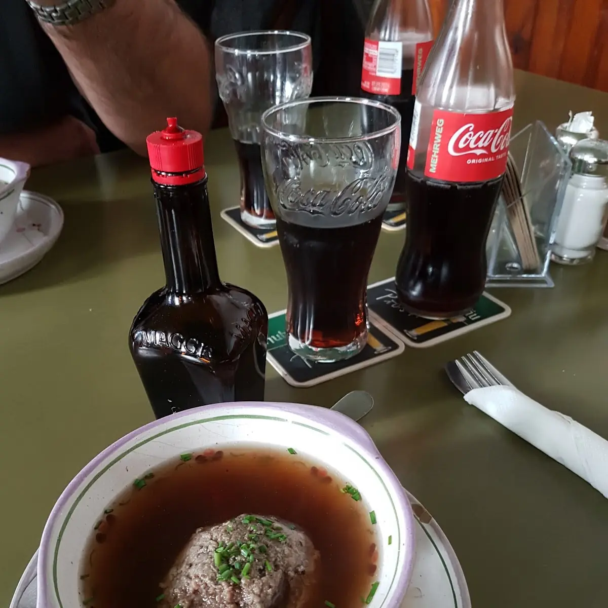 Leberknödelsuppe