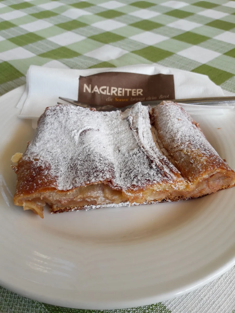 Apfelstrudel