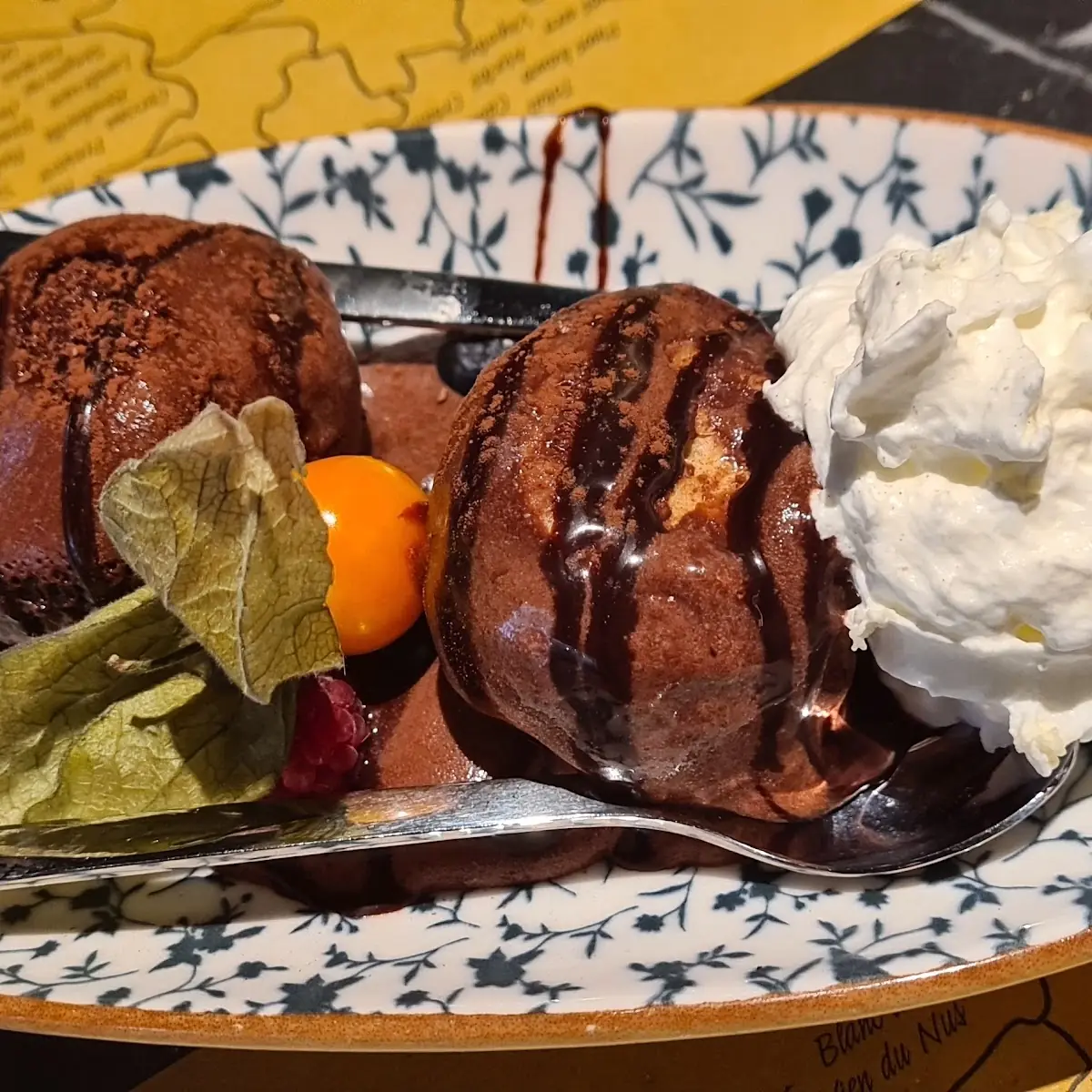 Profiteroles