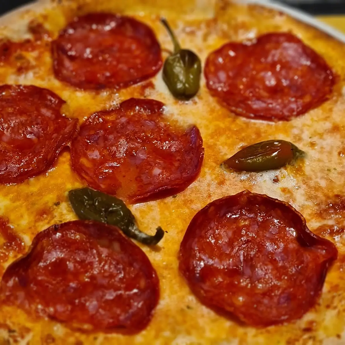 Salami Pizza