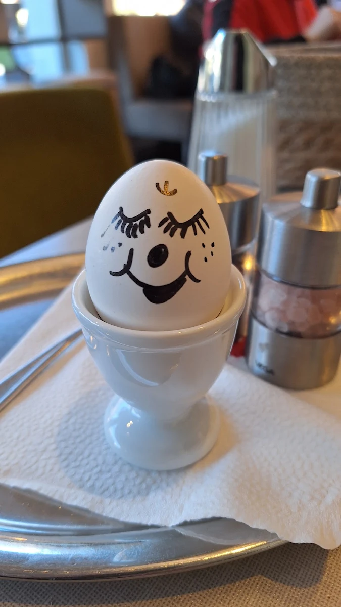 Fröhliches Frühstücksei