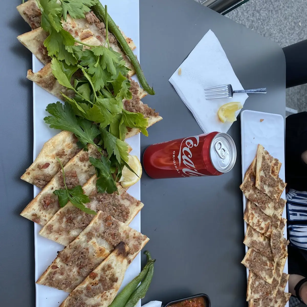 Etli̇ Ekmek