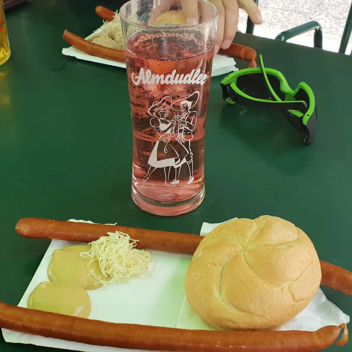 Sacherwürstel