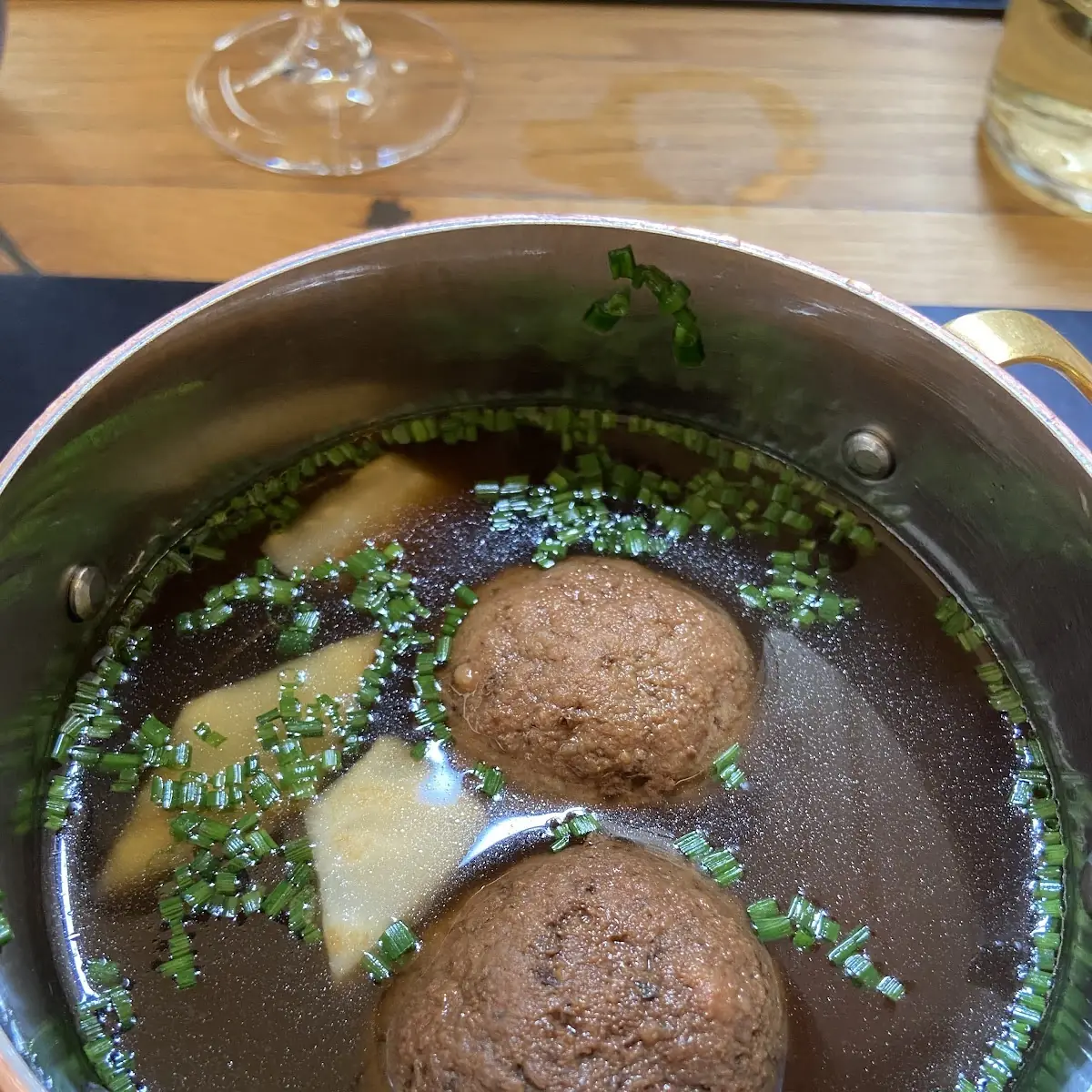 Leberknödelsuppe