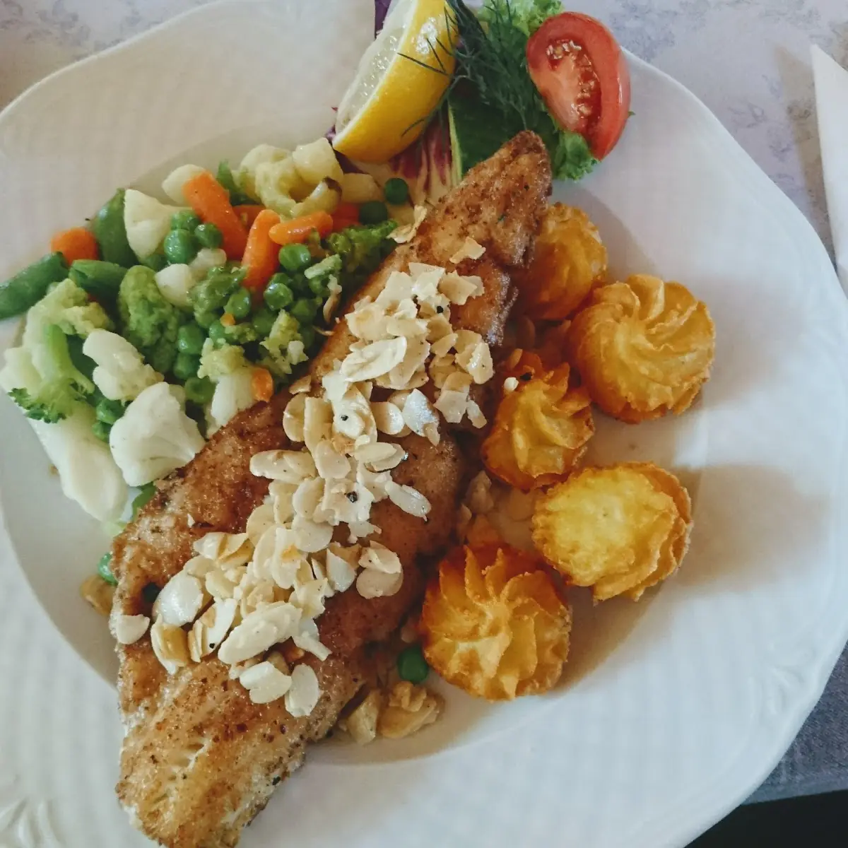 Zanderfilet Mit Mandelpanier