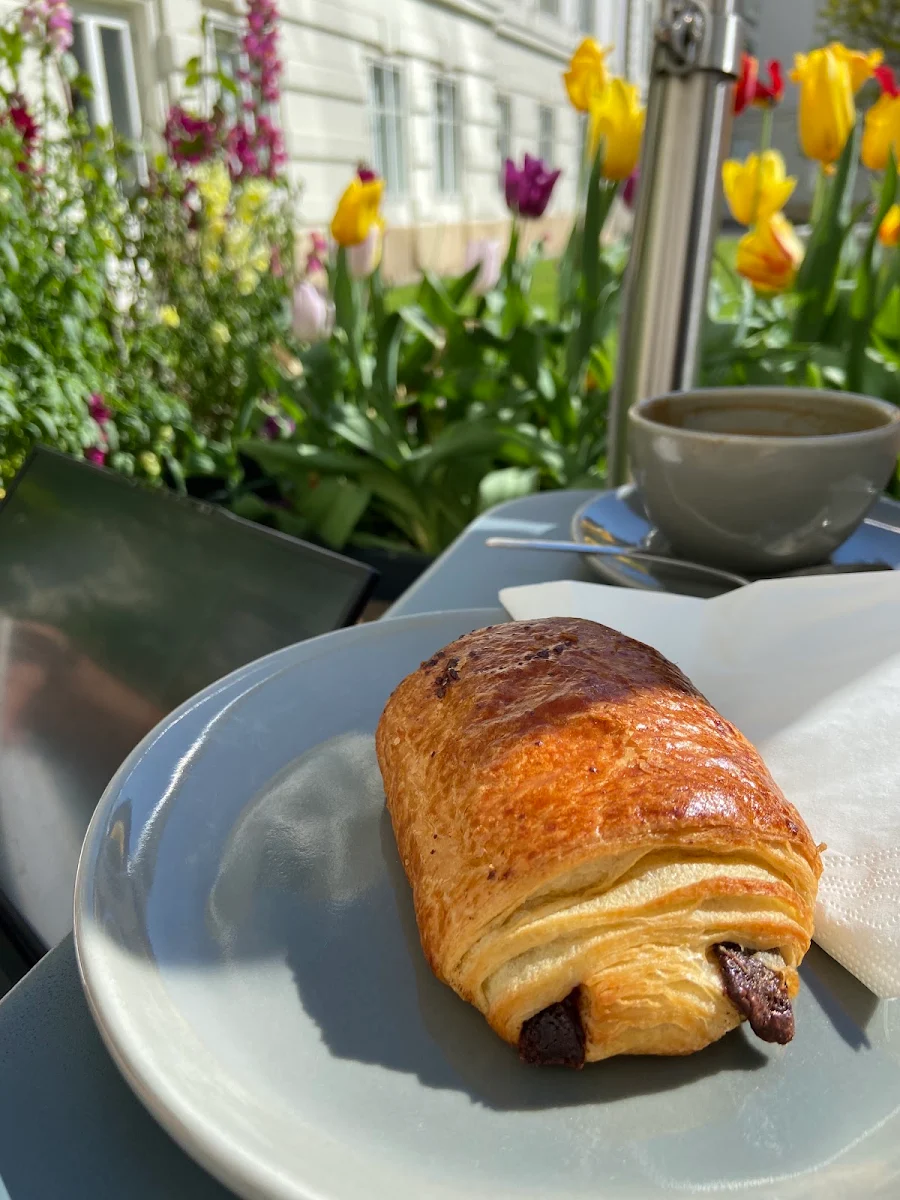 Pain Au Chocolat