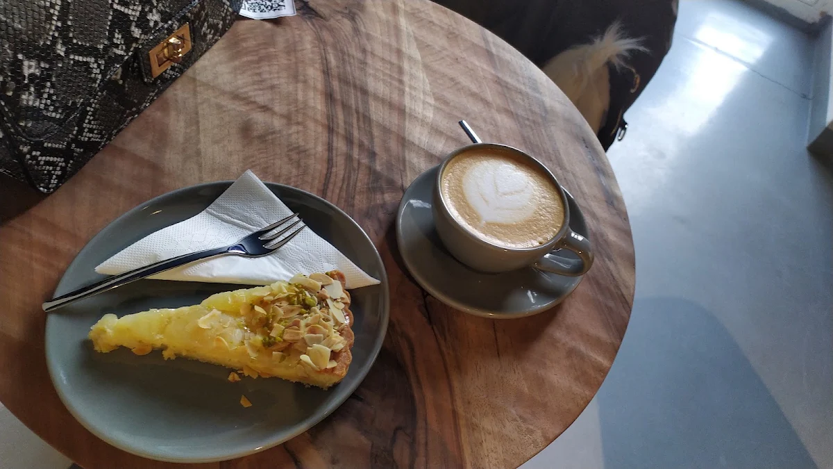 Tarta de Manzana Y Almendras