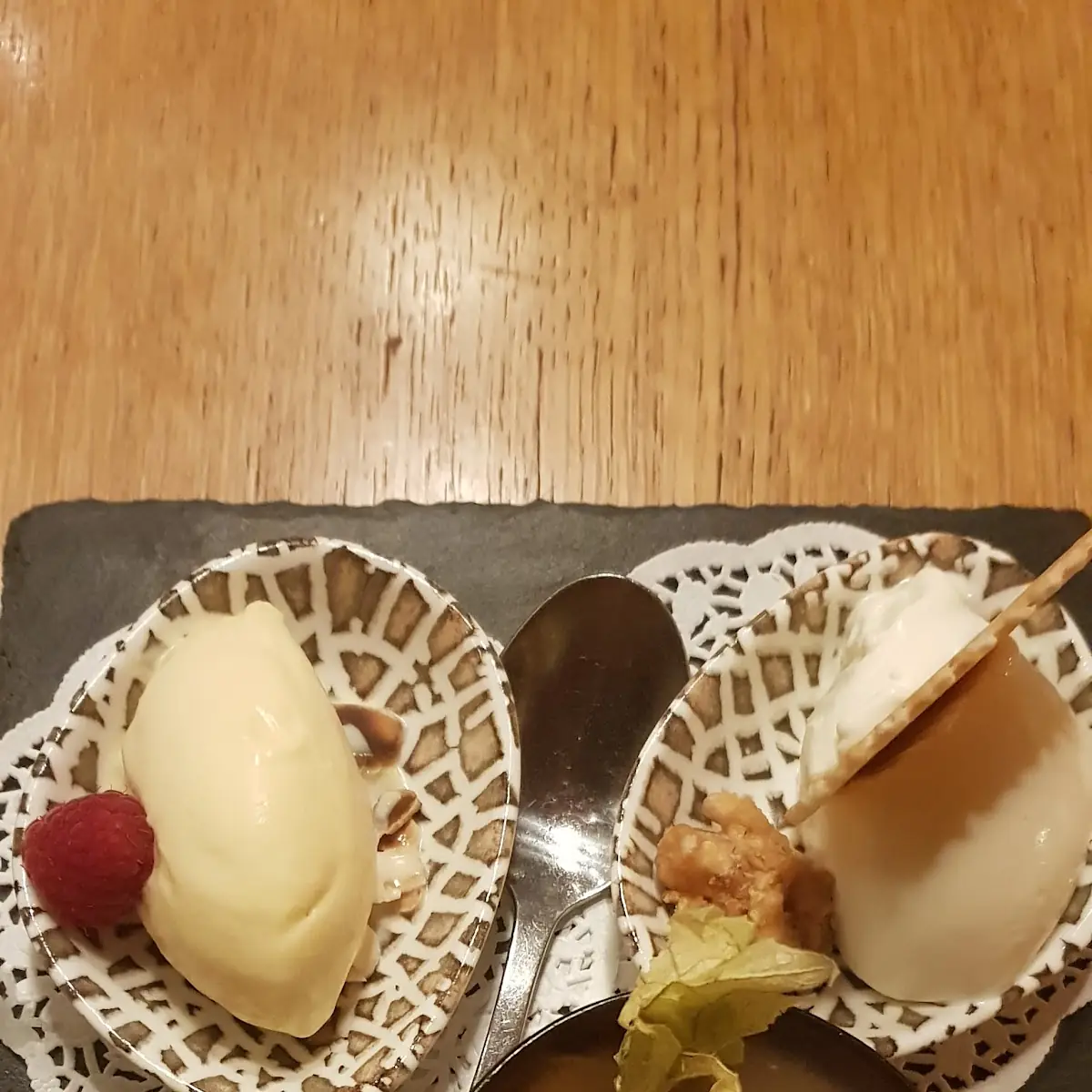 Hausgemachte Eis Und Sorbets