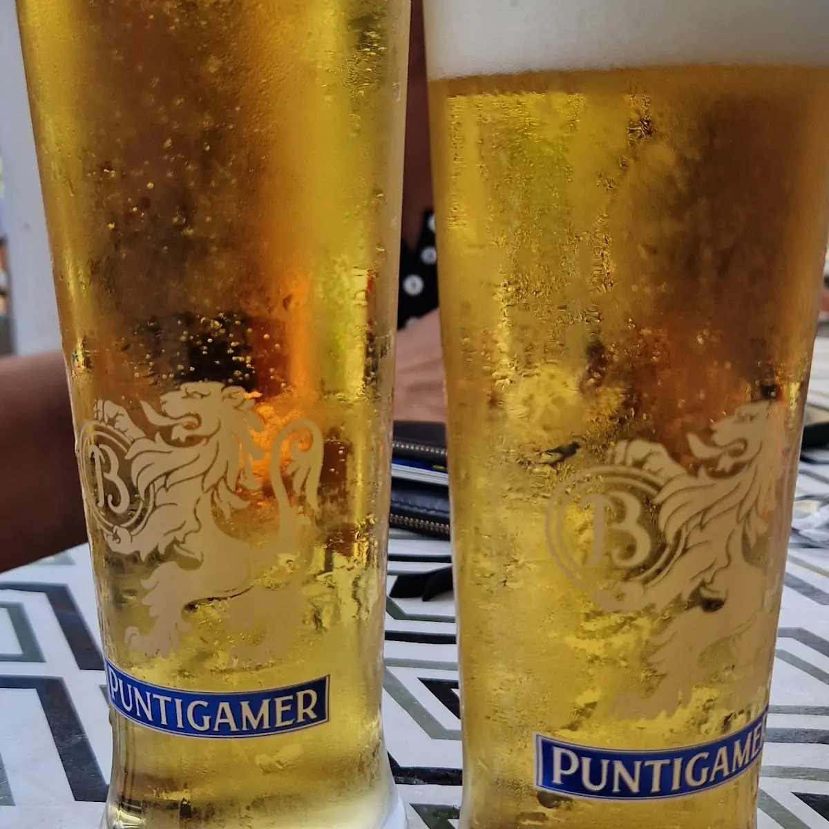 Schlecht Eingeschenktes Bier