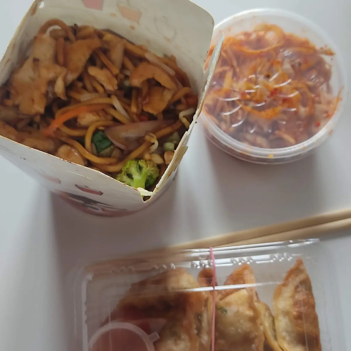 Gyoza Nudel Mit Huhn Spicy Krautsalat