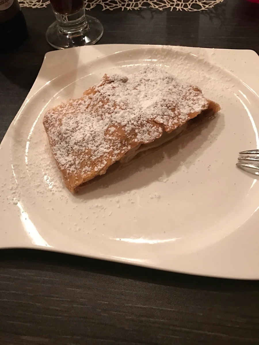 Apfelstrudel