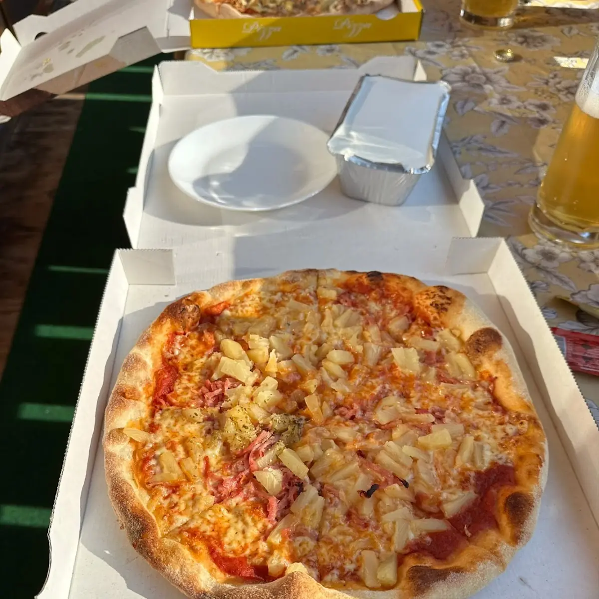 Hawaiian Pizza