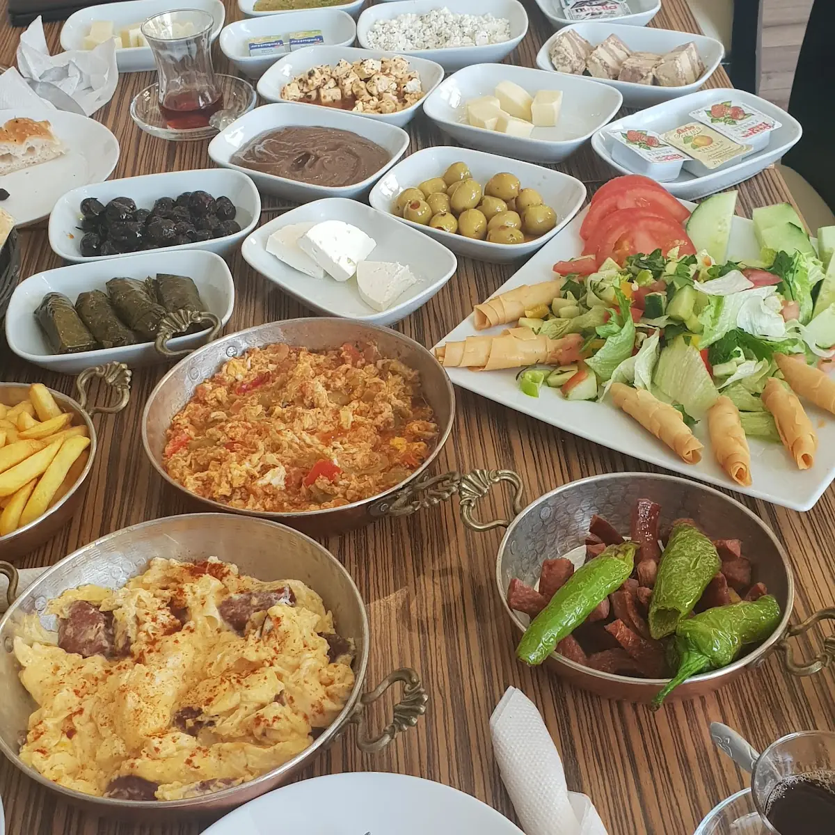 Serpme Kahvaltı