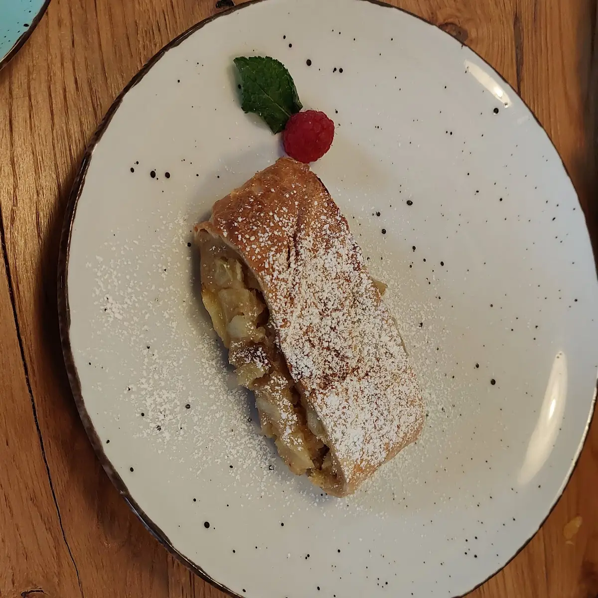Hausgemachter Apfelstrudel