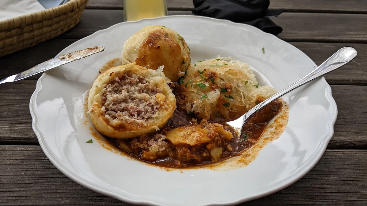Häscheeknödel