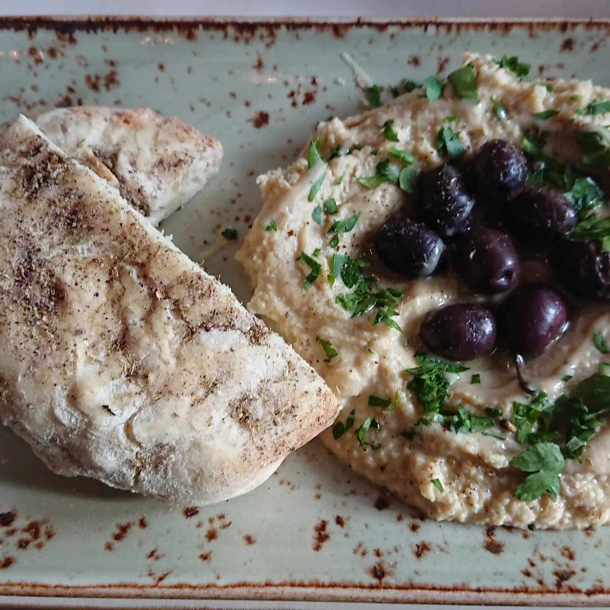 Humus Mit Pita