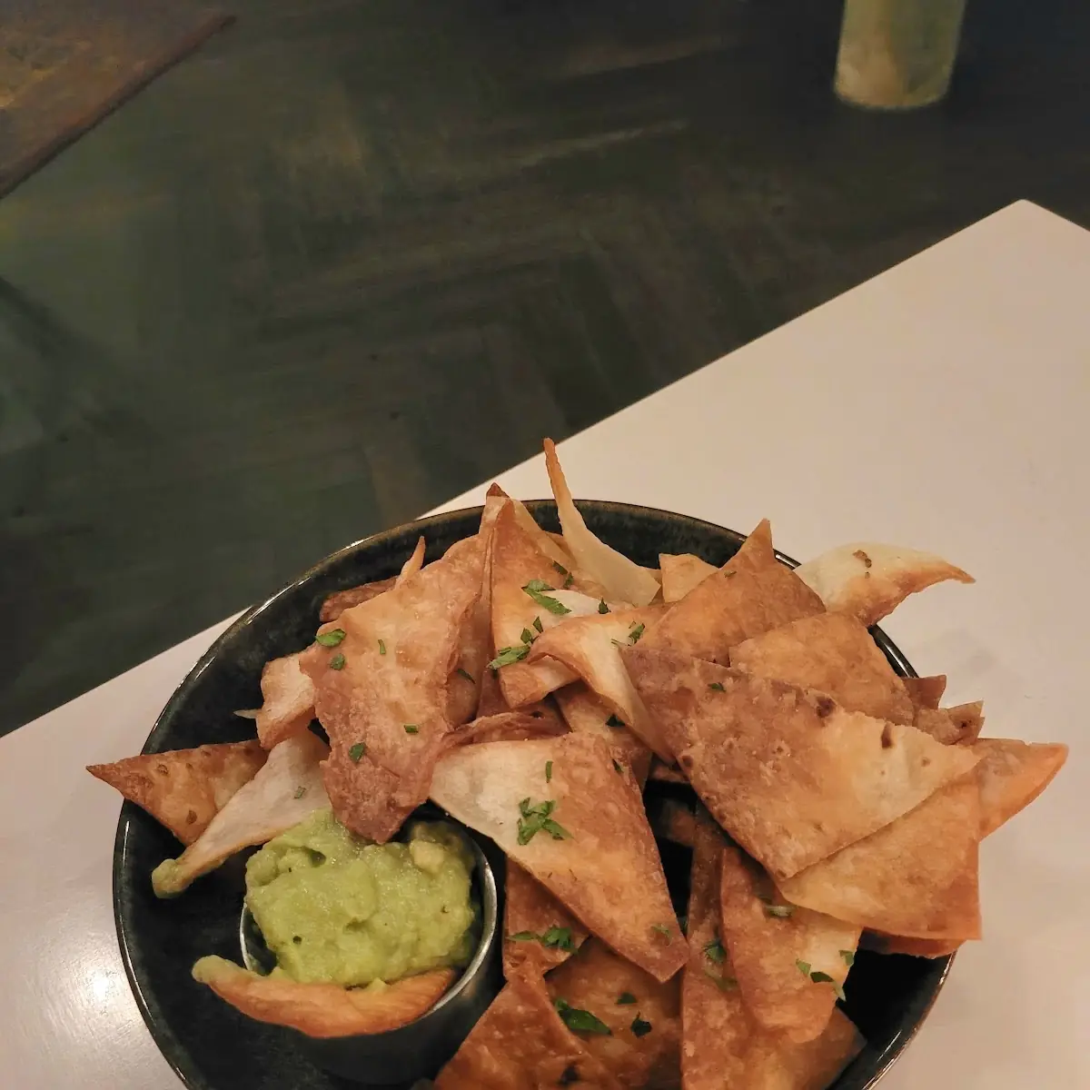 Nachos Mit Guacamole
