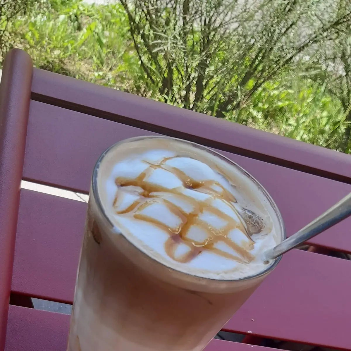 Latte Macchiato Mit Karamell