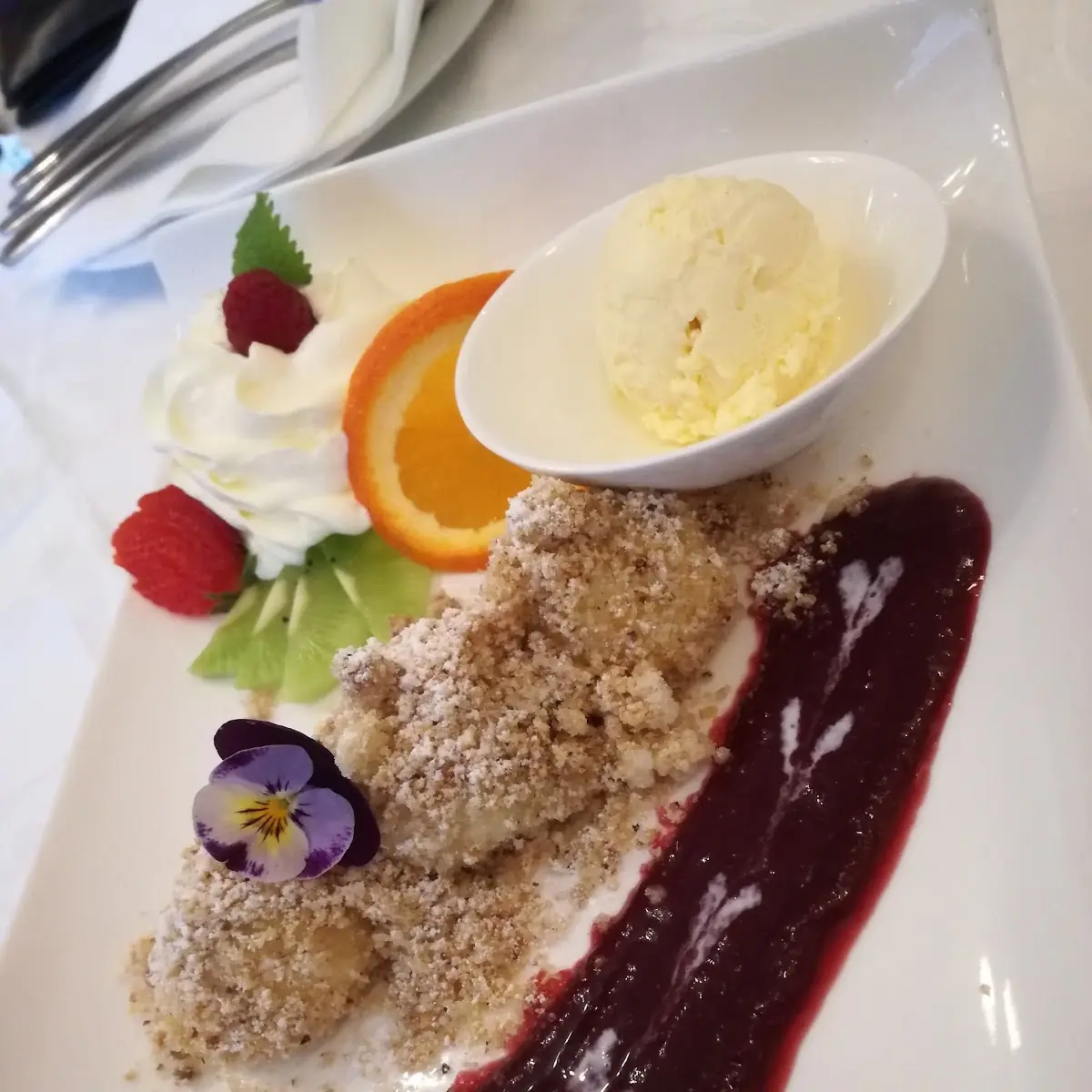 Nougat Knödal Vom Feinsten