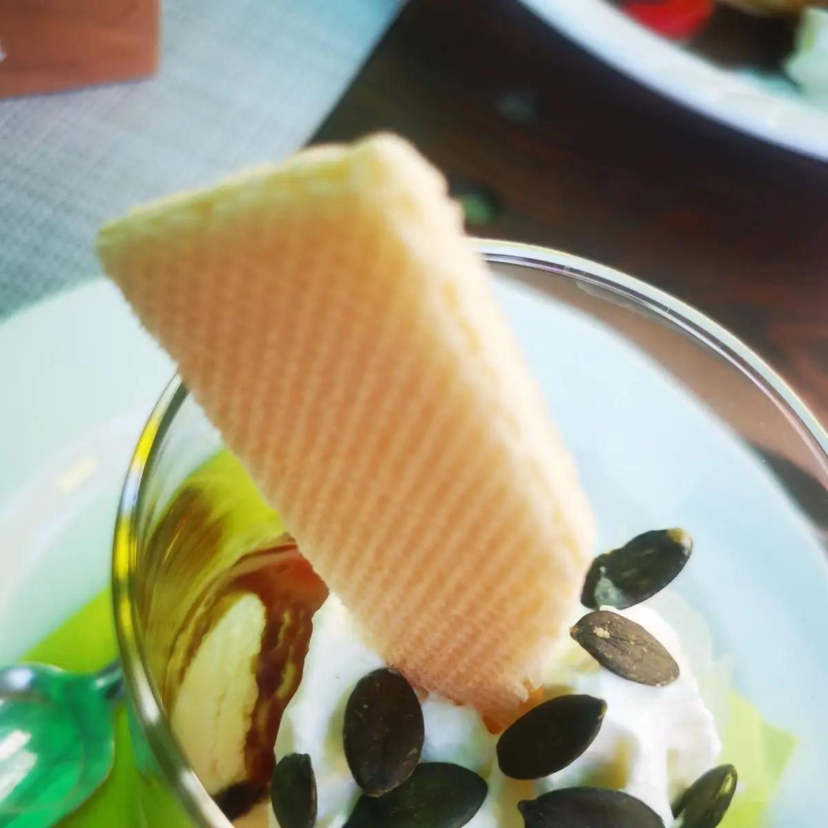 Vanilleeis Mit Kürbiskernöl